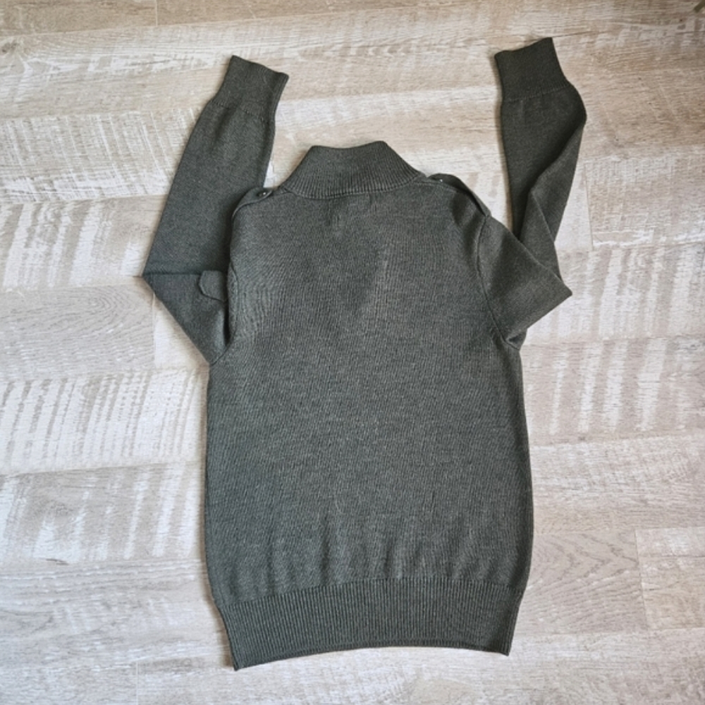 Banana Republic Knit Pullover Sweater - Picture 2 of 15